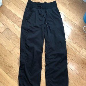 LULULEMON STUDIO NYLON DRAWSTRING BLACK PANT SIZE 12
